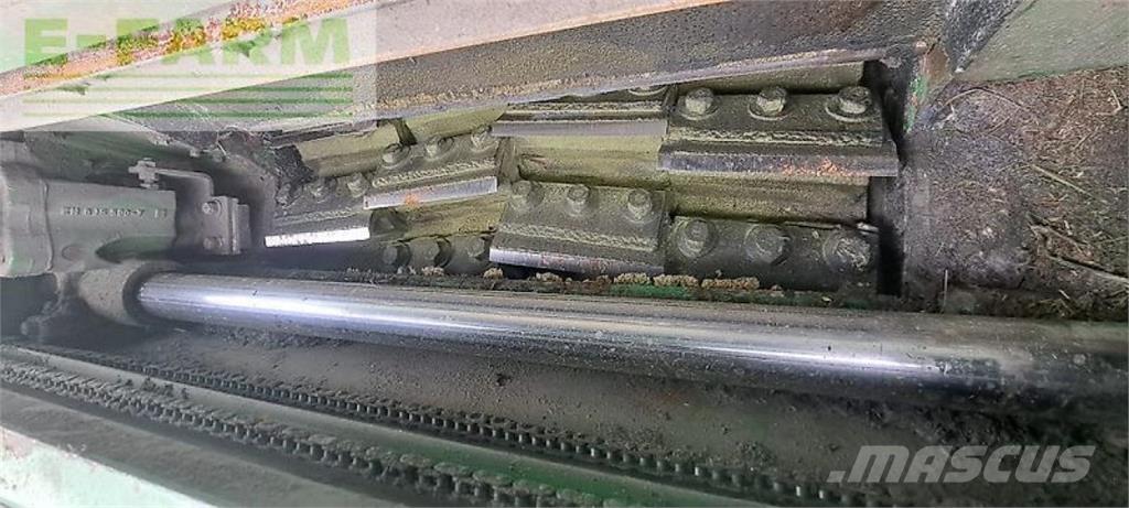 John Deere 8400 Selbstfahrende Häcksler