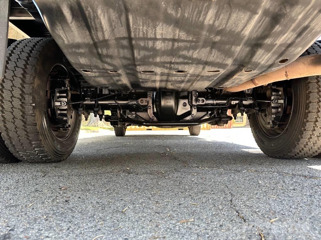 Ford F 550 Kleinholztransporter
