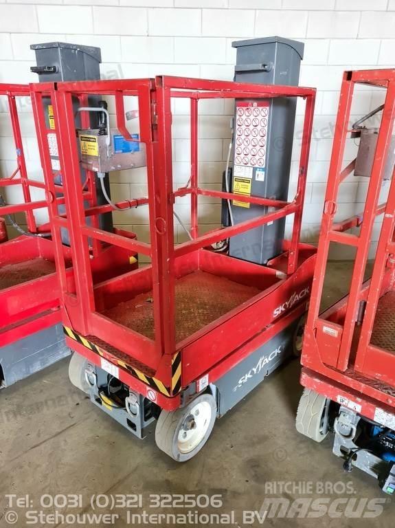 SkyJack SJ12 Andere Arbeitsbühnen