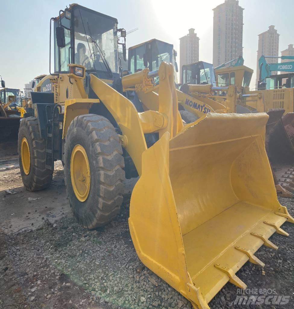 Komatsu WA 320-5 Radlader