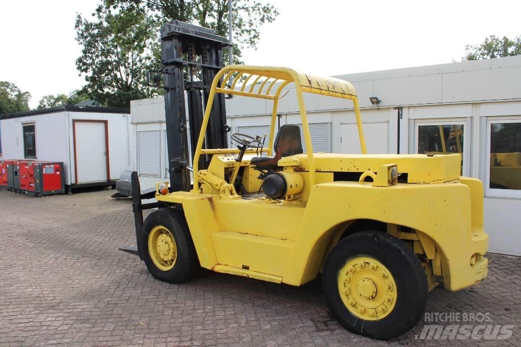 TCM FD100 Dieselstapler
