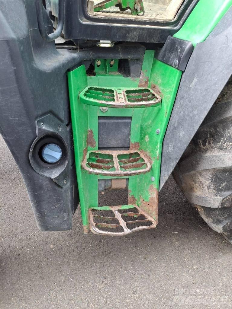 John Deere 6145 R Traktoren