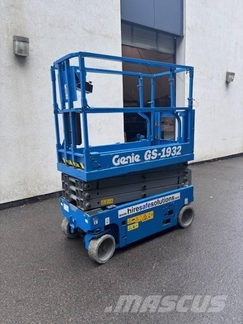 Genie GS 1932 Scheren-Arbeitsbühnen