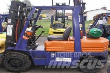 Toyota 02-5FGL30 Gasstapler