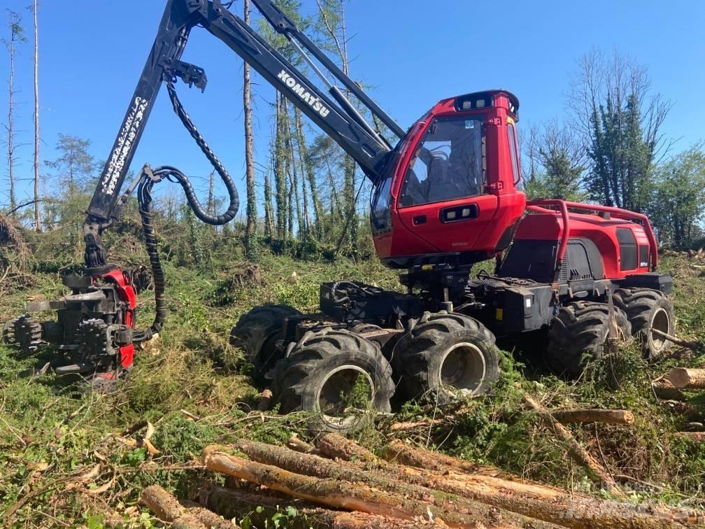 Komatsu 901XC Harvester