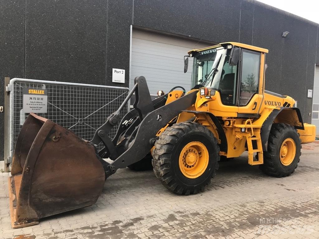 Volvo L90F Radlader