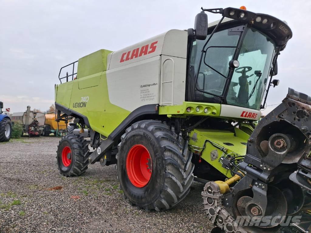 CLAAS Lexion 740 Mähdrescher