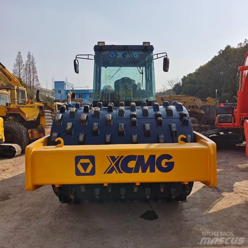 XCMG XS 223 J Walzenzüge