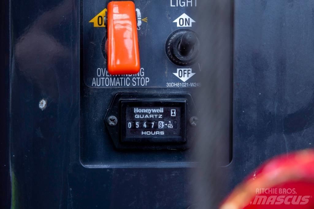 Unic URW-245 Minikrane