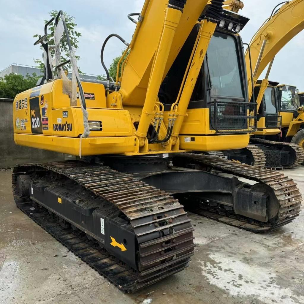 Komatsu PC 220-8 Raupenbagger