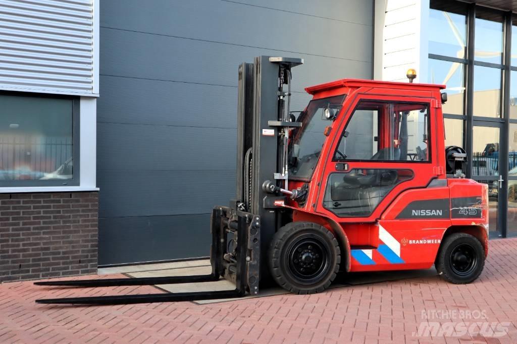 Nissan J1F4A45LY Gasstapler