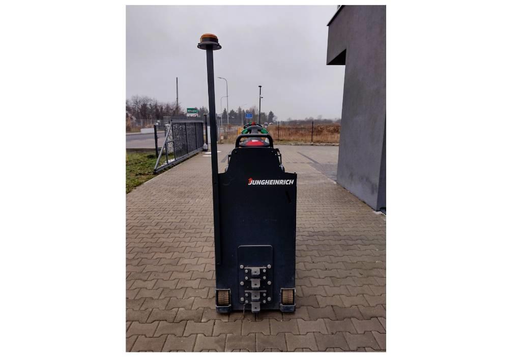 Jungheinrich EZS 130 Schlepper