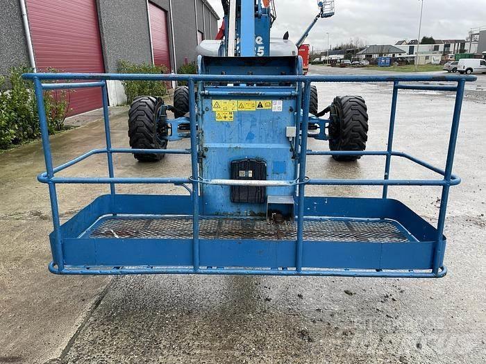 Genie Z135-70 Gelenkteleskoparbeitsbühnen