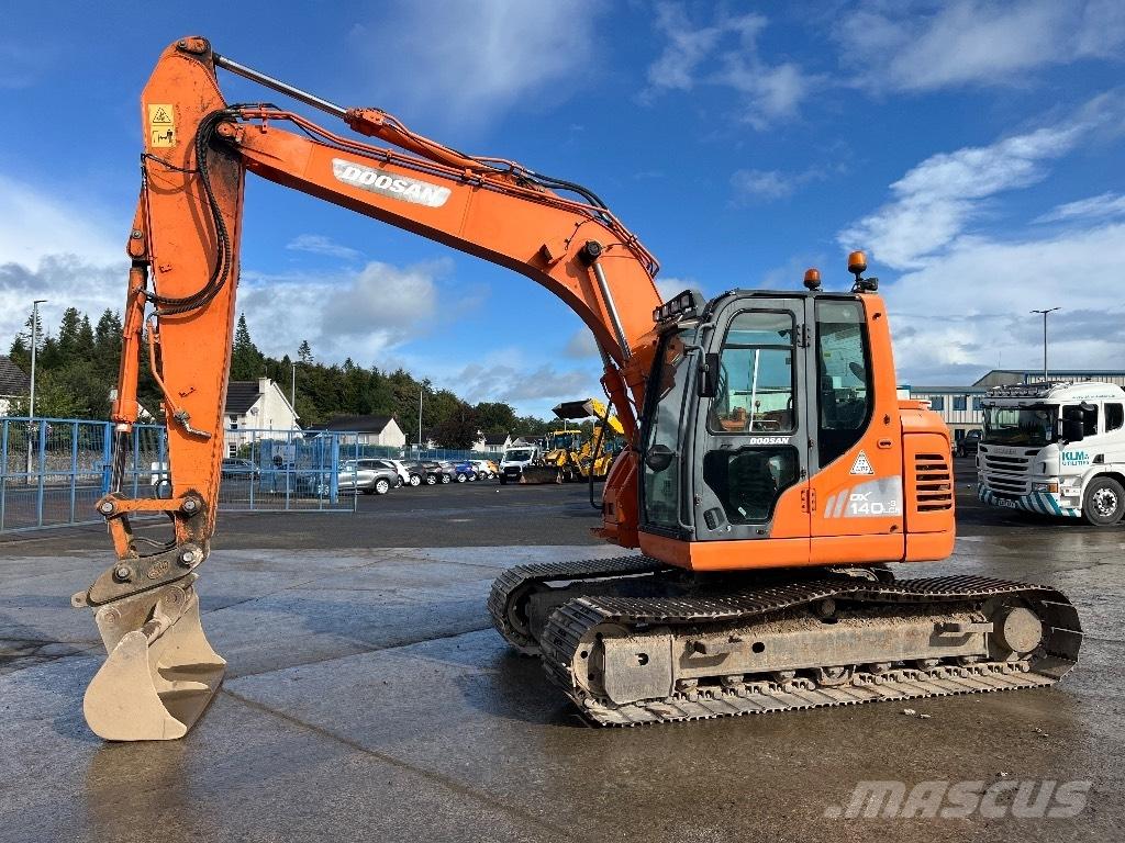 Doosan DX140 LCR-3 Raupenbagger