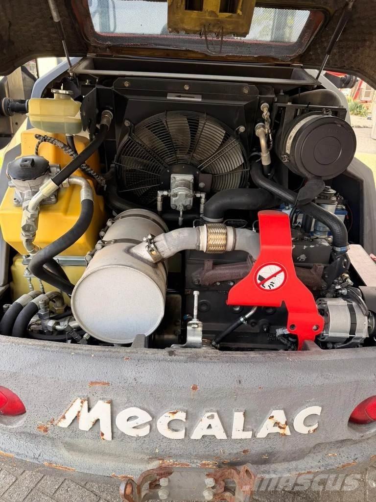 Mecalac AS700 Radlader