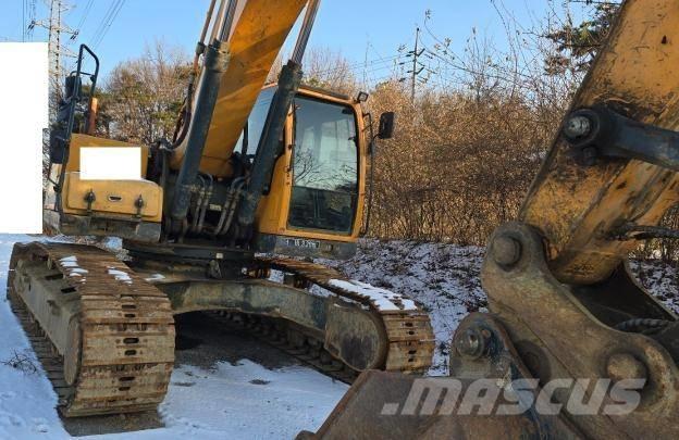 Hyundai Robex 300 LC Raupenbagger