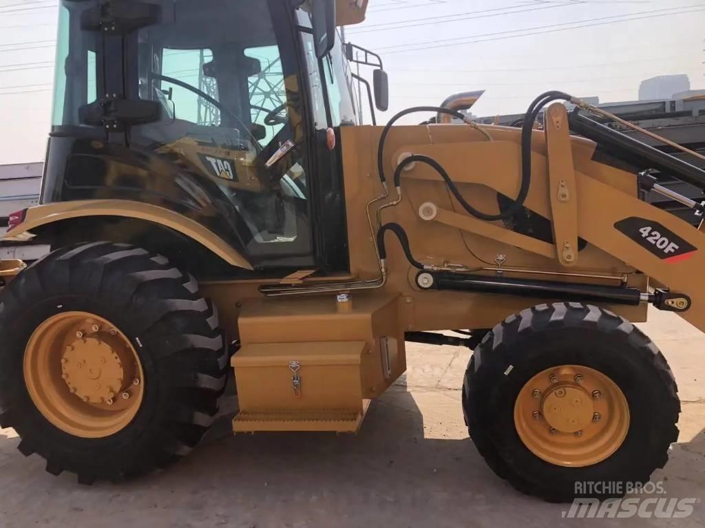 CAT 420 F Baggerlader