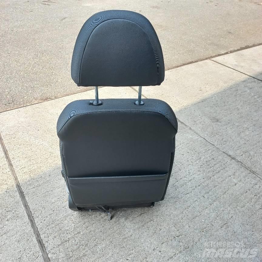 CASE CX210E stoel Kabinen