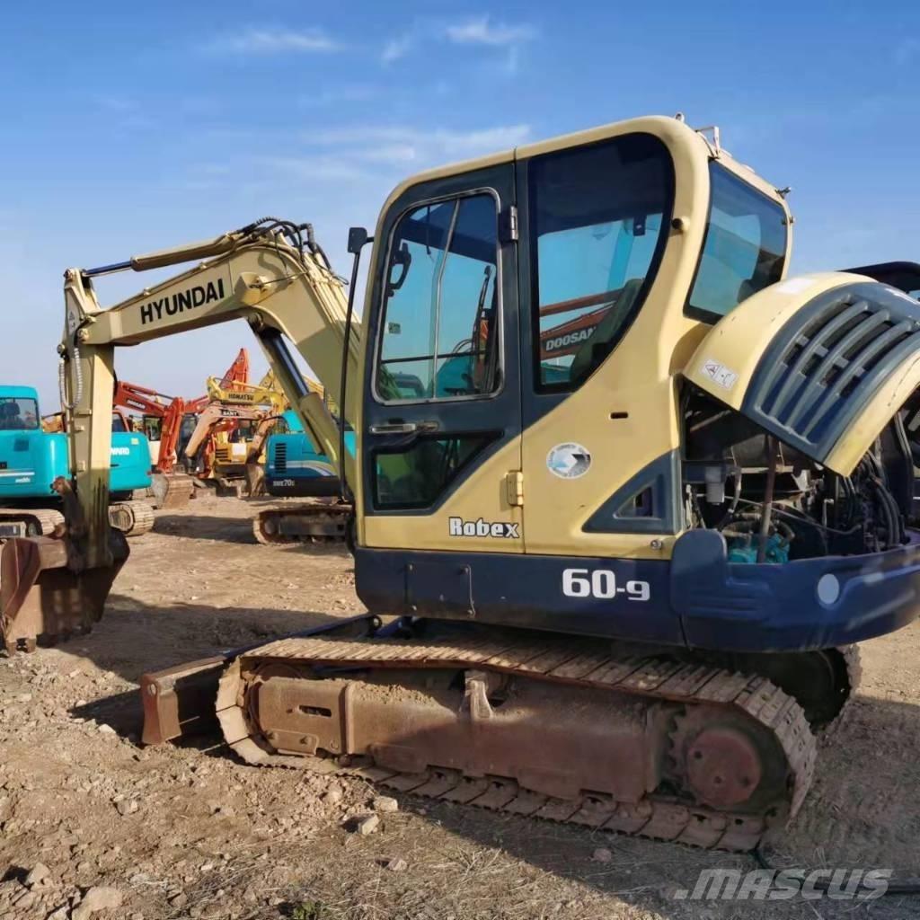 Hyundai R60-9 Minibagger < 7t