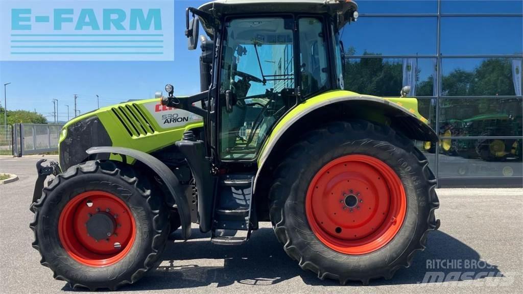 CLAAS ARION 530 Traktoren