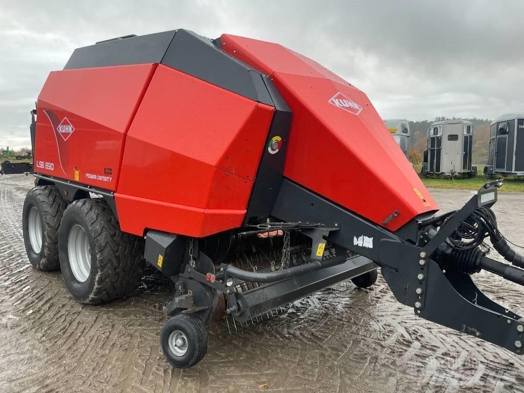 Kuhn LSB 890 Quaderpressen