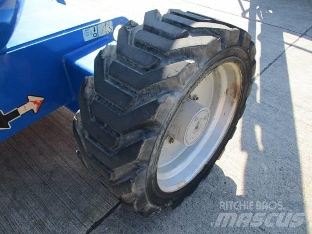 JLG 600 AJ (253) Kompakte selbstfahrende Hebebühnen
