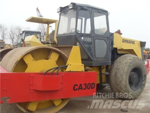 Dynapac CA 30 D Walzenzüge