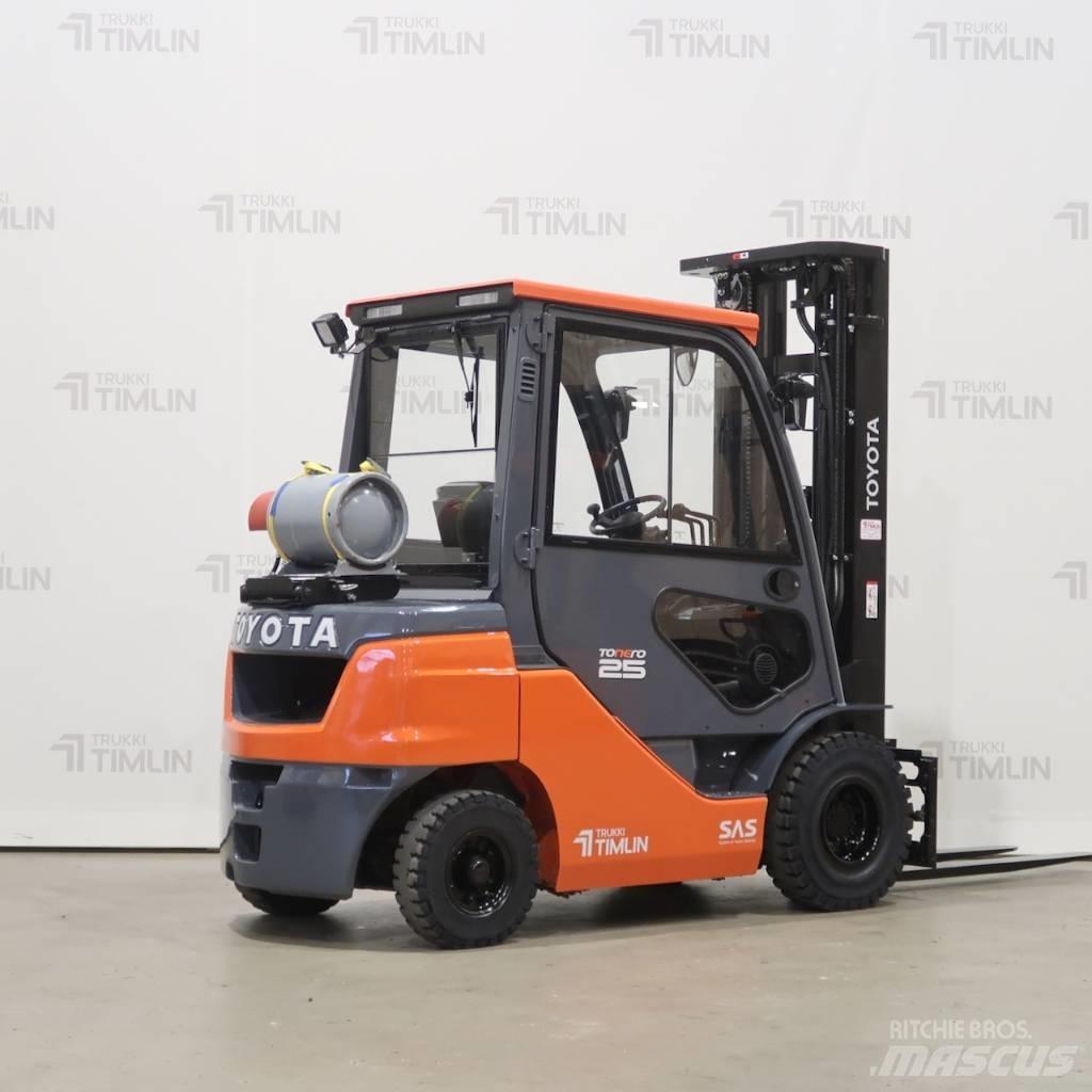 Toyota 02-8FGF25 Gasstapler