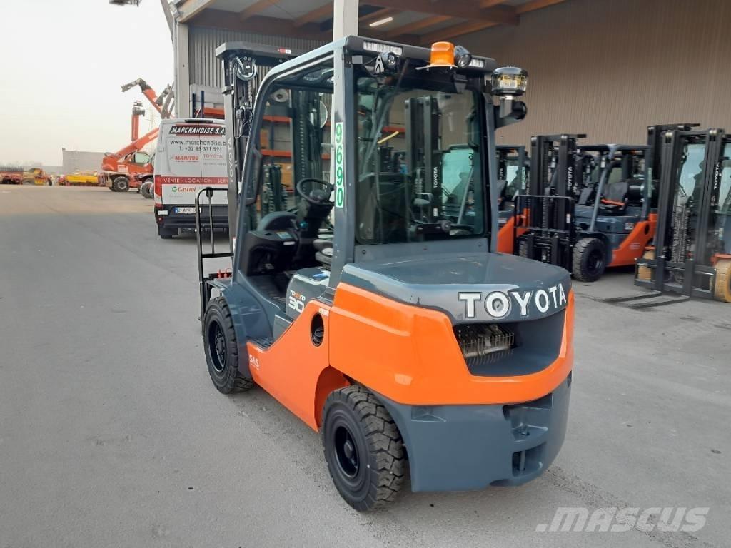 Toyota 52-8 FDF 30 Dieselstapler