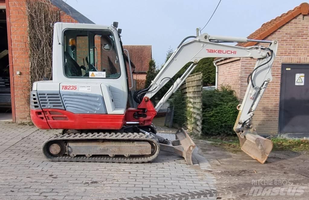 Takeuchi TB 235 Raupenbagger