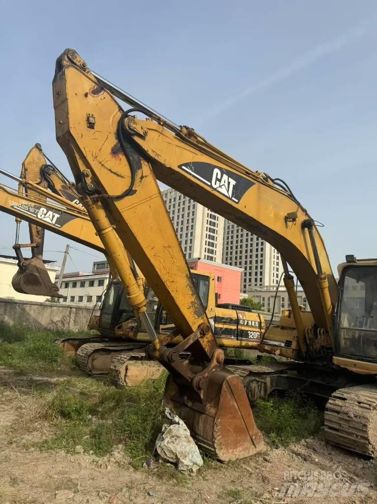 CAT 320 B L Raupenbagger