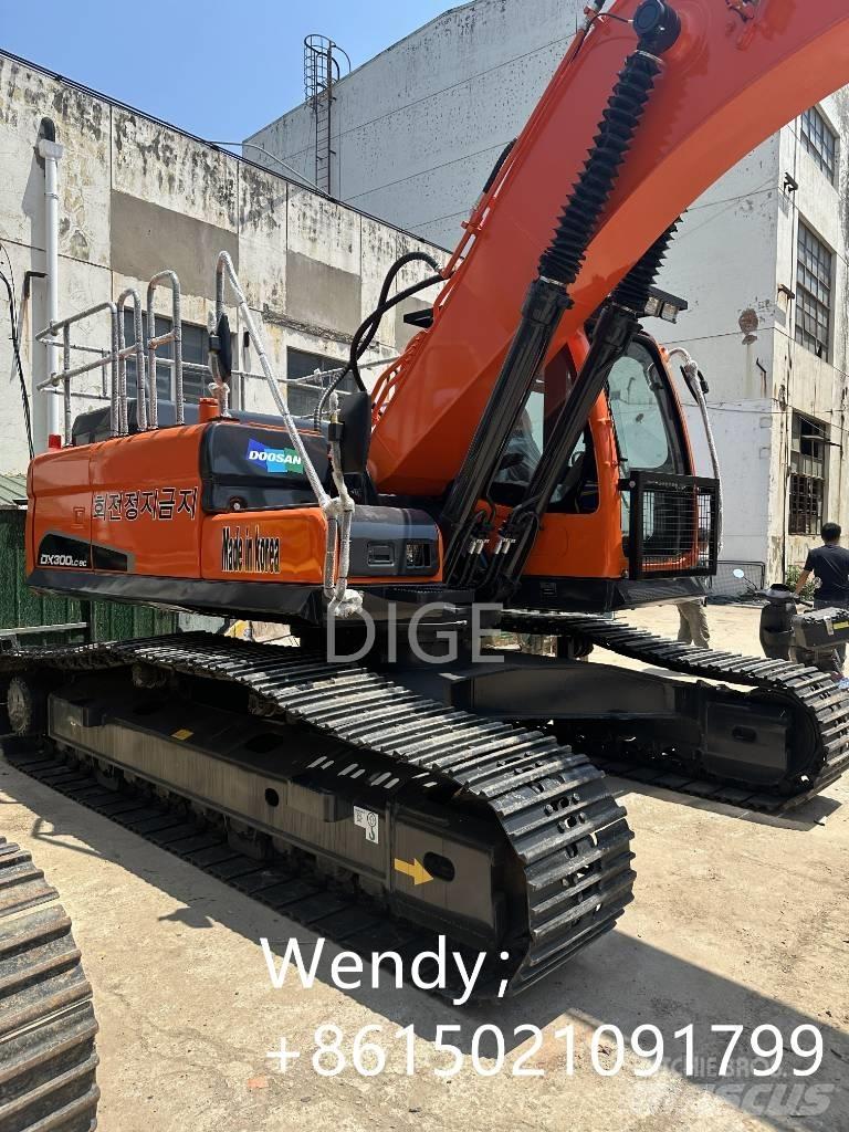 Doosan DX 300 Midibagger  7t - 12t