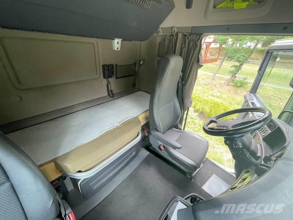 Scania R 490 Sattelzugmaschinen