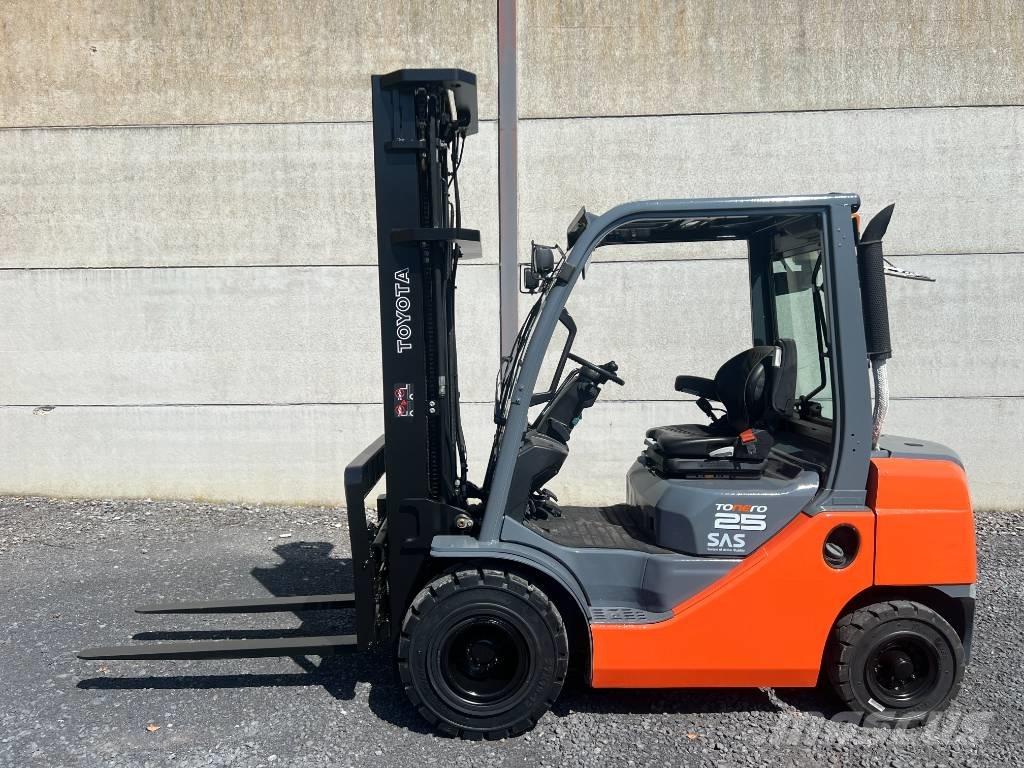 Toyota 02-8 FDF 25 Dieselstapler