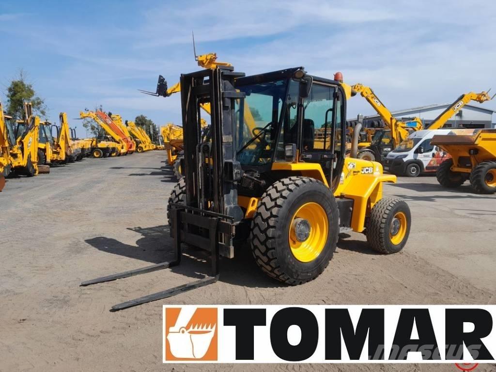 JCB 930-4 Geländestapler