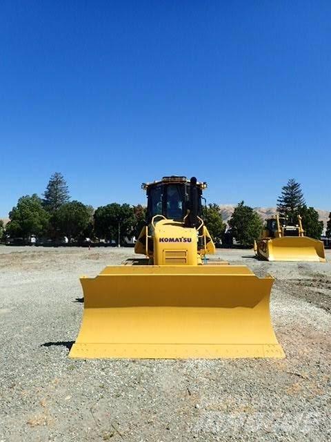 Komatsu D61EX-24 Bulldozer