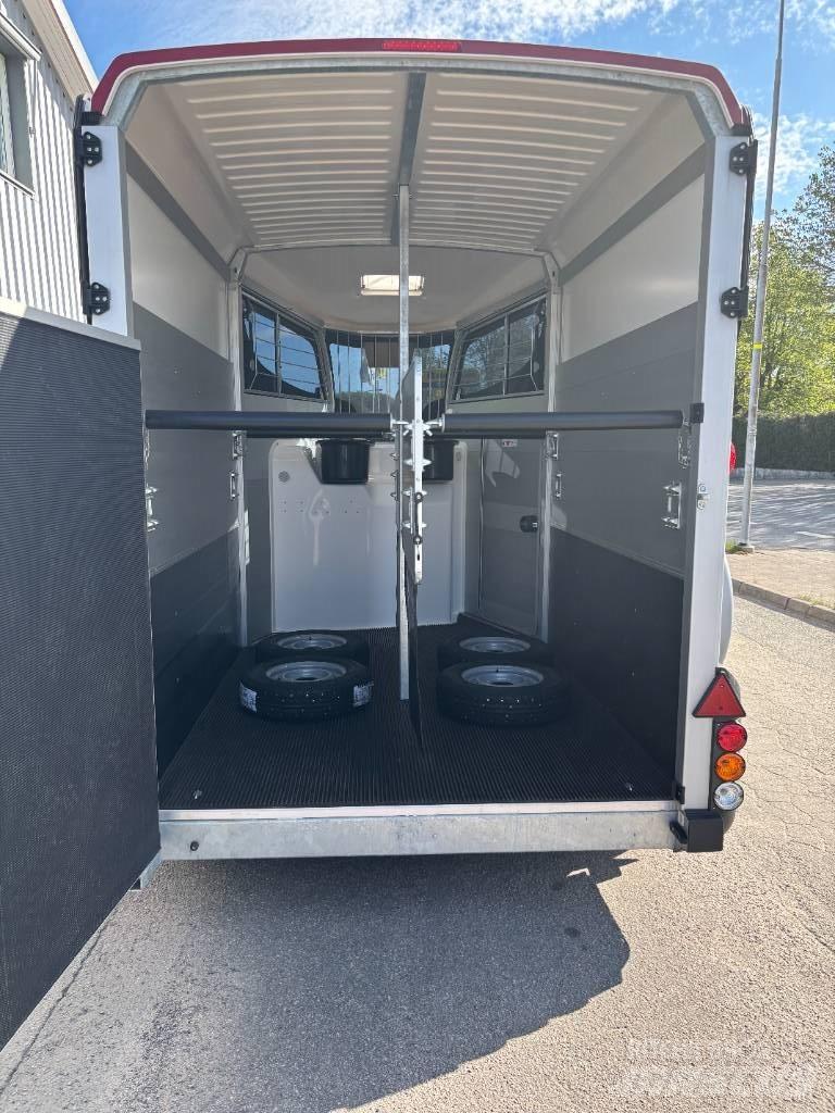 Ifor Williams HBX511 Viehtransportanhänger