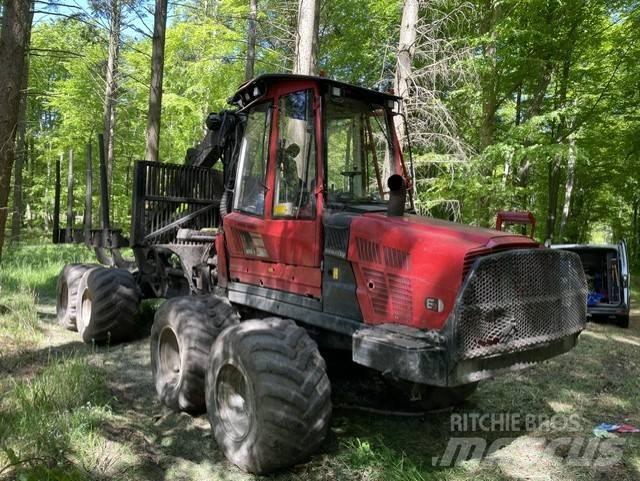 Komatsu 855 Forwarder