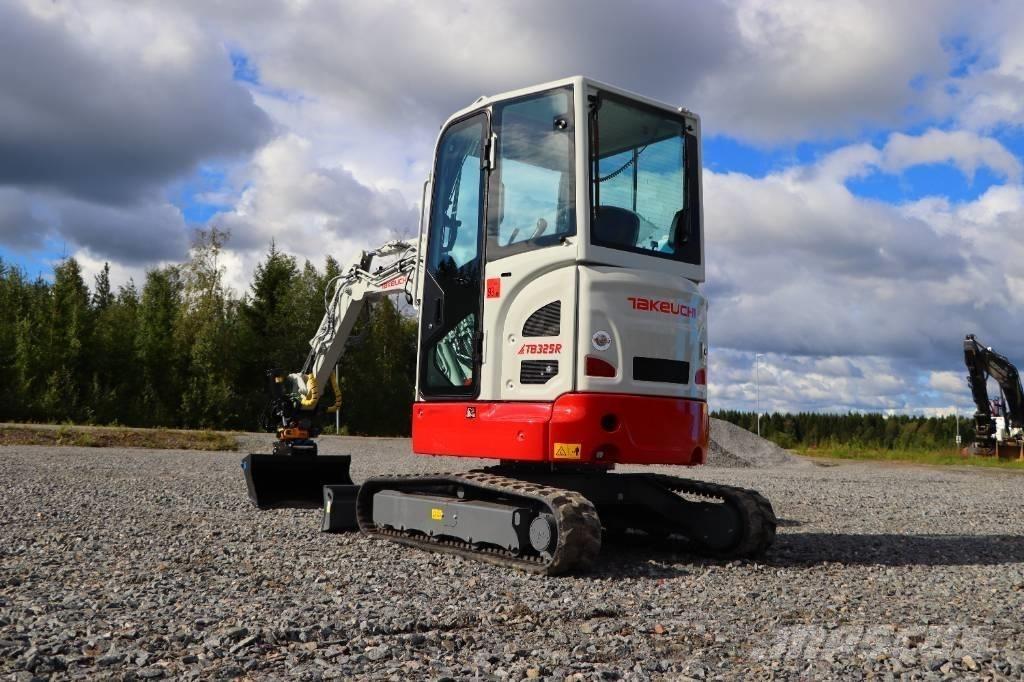 Takeuchi TB325R Minibagger < 7t