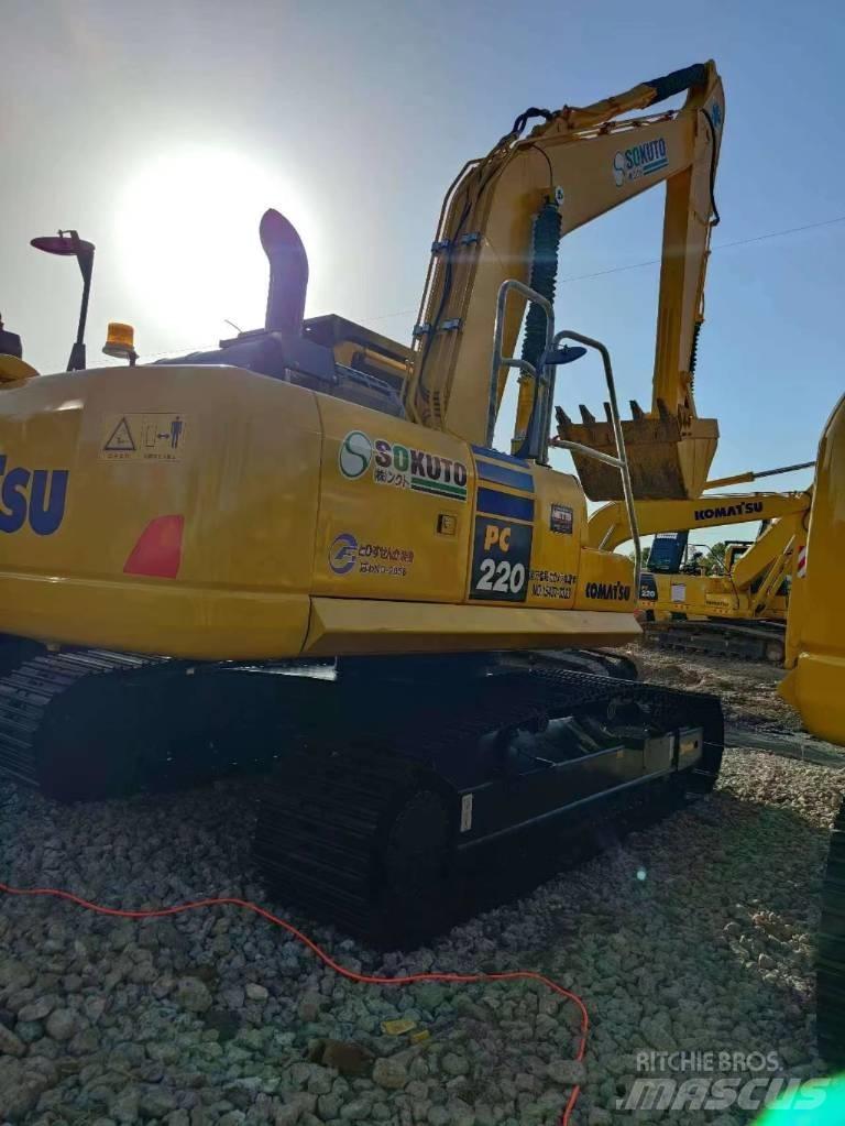 Komatsu PC 220-8 Raupenbagger
