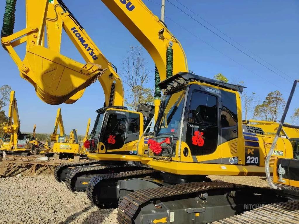 Komatsu PC 220-8 Raupenbagger
