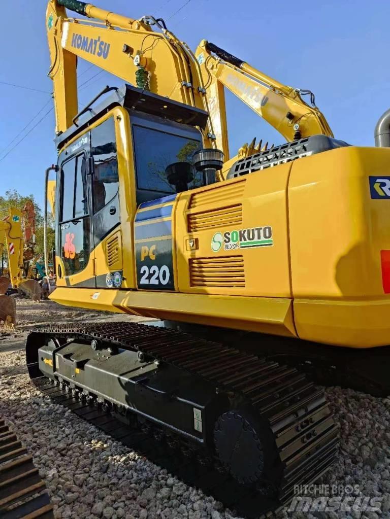 Komatsu PC 220-8 Raupenbagger