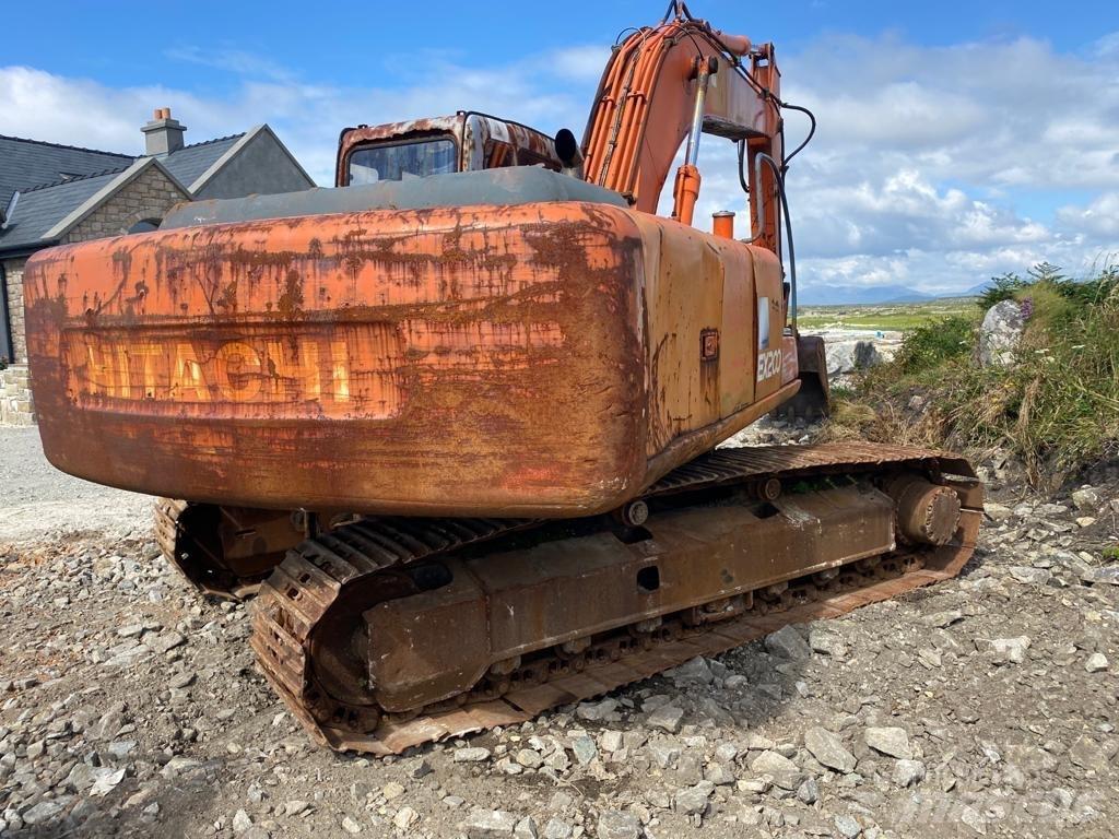 Hitachi EX 200-5 Raupenbagger