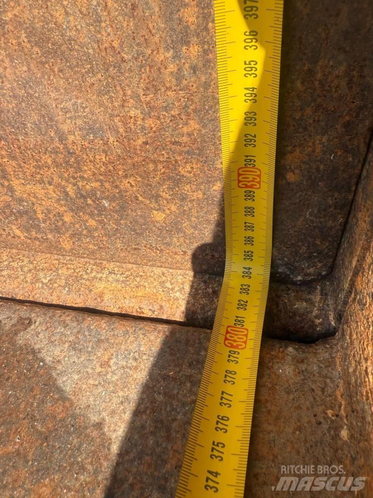Manac TGL 12-240 Kipper