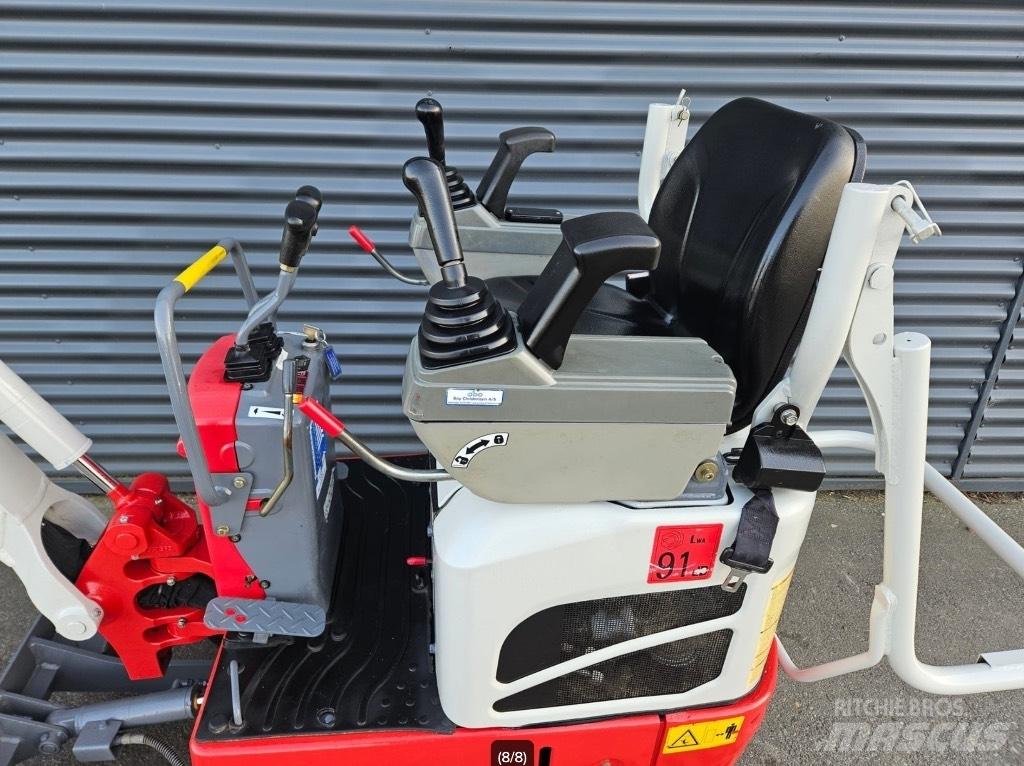 Takeuchi TB 210 R Minibagger < 7t