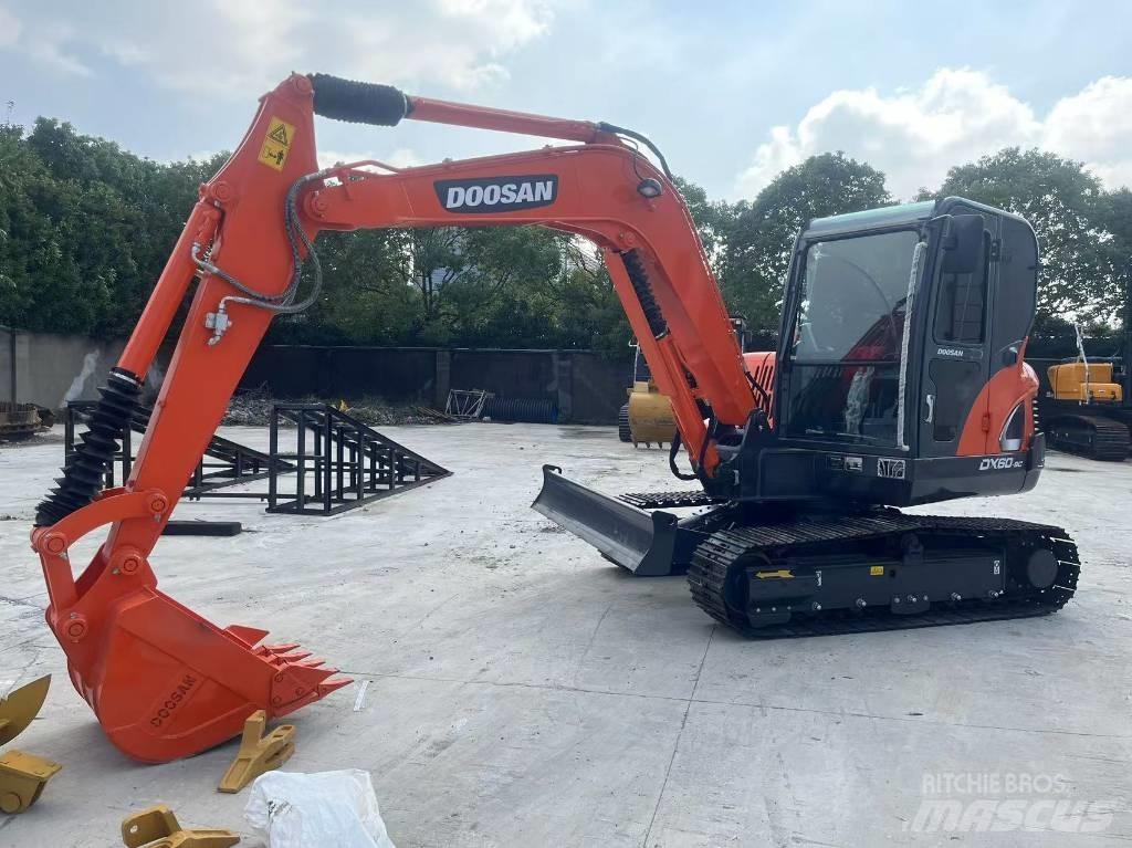 Doosan DX 60-9 C Minibagger < 7t