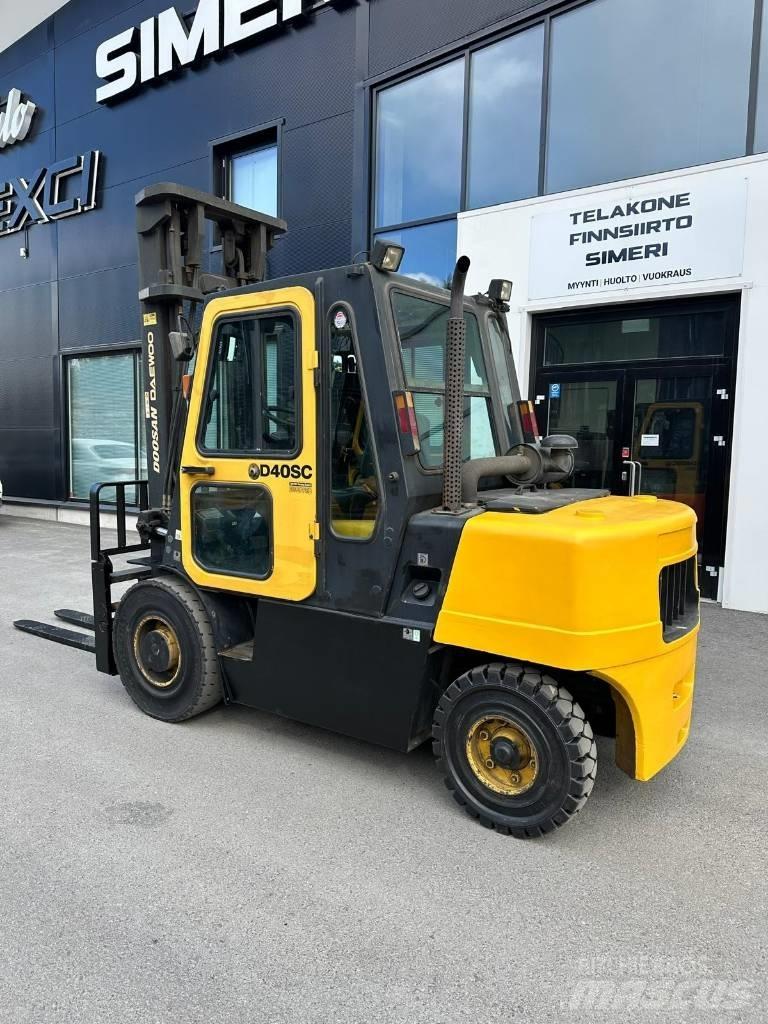 Daewoo D40SC-2 Dieselstapler