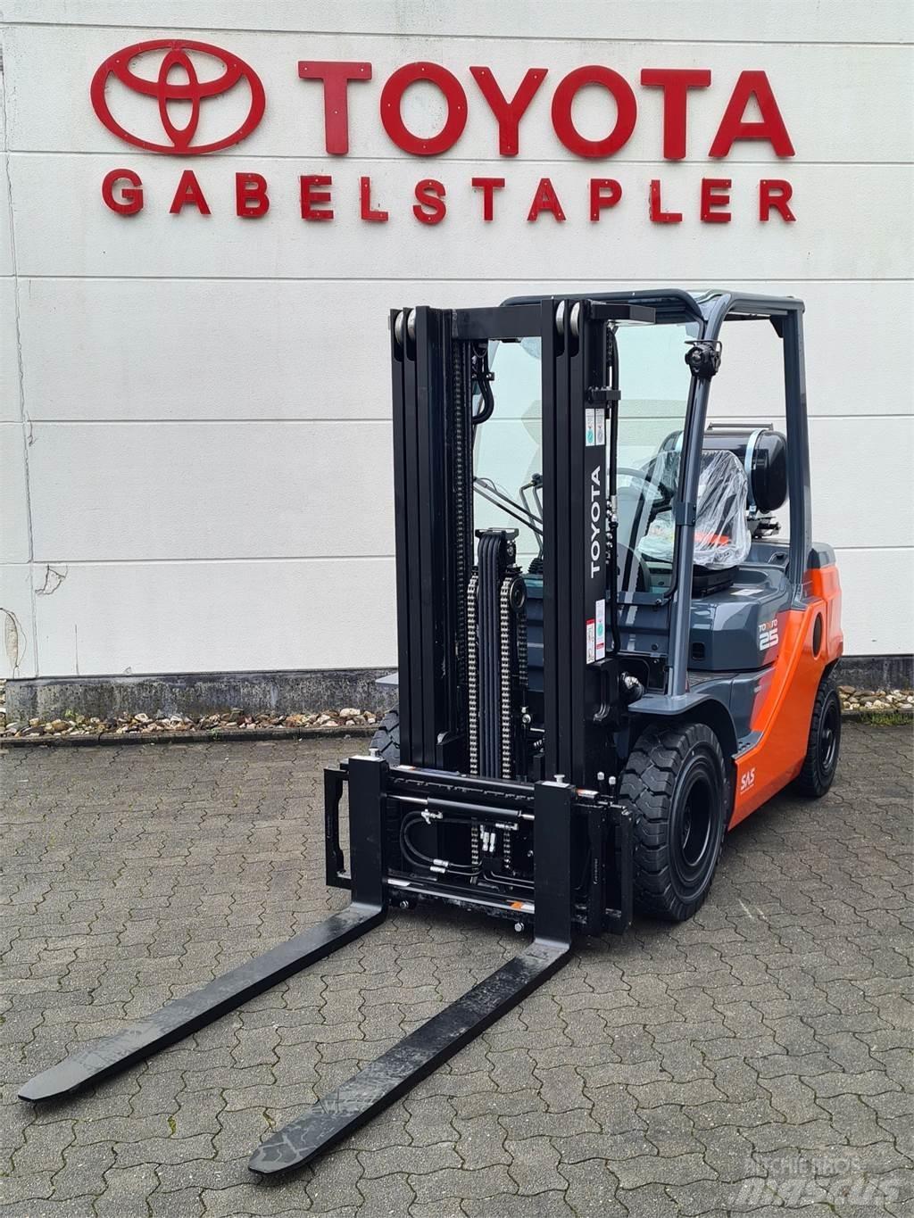 Toyota 02-8FGF25 Gasstapler