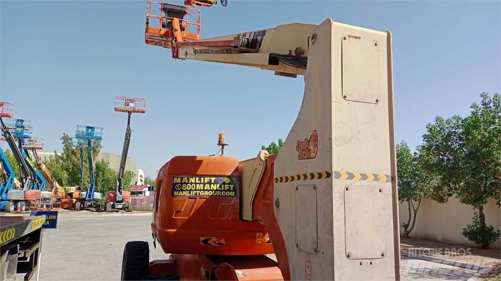JLG 800AJ Gelenkteleskoparbeitsbühnen