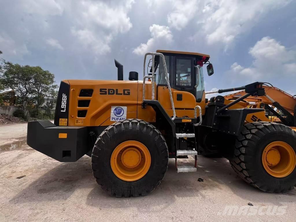 SDLG L 956 F Radlader